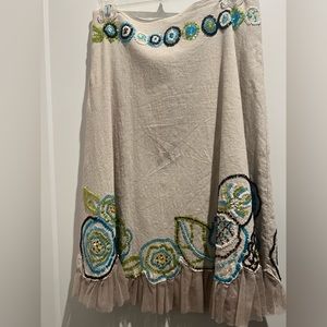 Beige skirt with beading